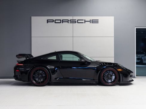 Certified 2026 Porsche 911 GT3 RWD image 8