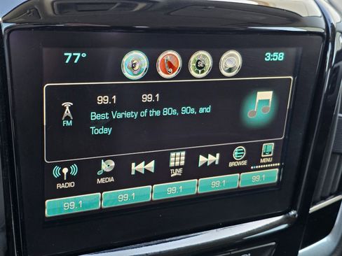 Used 2018 Chevrolet Traverse LT image 20