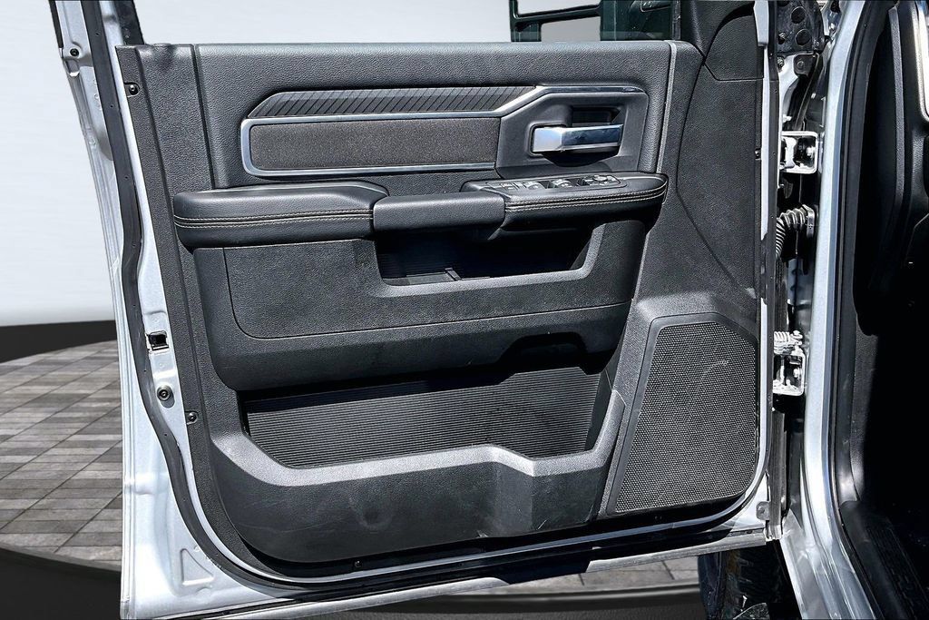 Certified 2026 RAM 2500 Big Horn AWD/4WD image 12