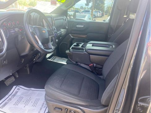 Used 2021 Chevrolet Silverado 1500 LT RWD image 13