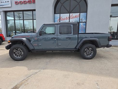 New 2026 Jeep Gladiator Mojave AWD/4WD image 6