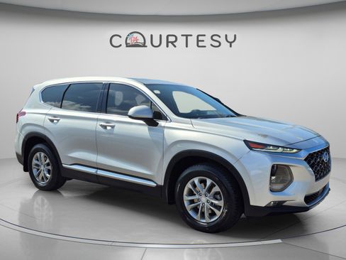 Used 2019 Hyundai Santa Fe SEL FWD image 7