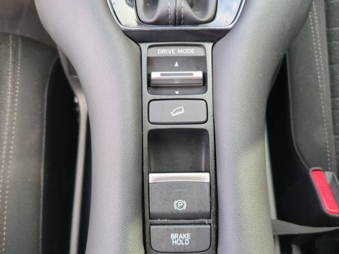 Certified 2023 Honda HR-V LX image 27