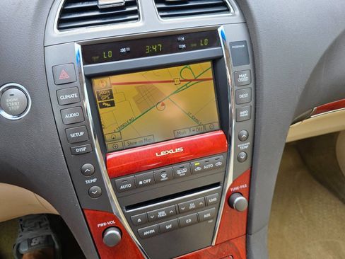 Used 2011 Lexus ES 350 FWD image 17