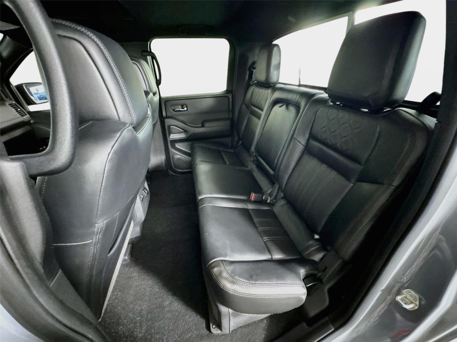 Certified 2022 Nissan Frontier PRO-4X w/ Pro-4X Premium Package AWD/4WD image 24
