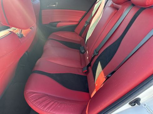 Used 2022 Acura ILX image 25