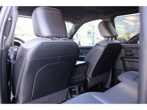 Certified 2022 RAM 2500 Tradesman w/ Chrome Appearance Group image 28