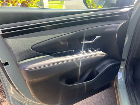 Used 2022 Hyundai Santa Cruz Limited image 8