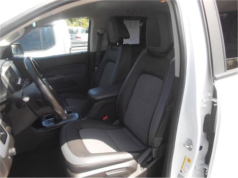 Used 2017 Chevrolet Colorado Z71 image 32