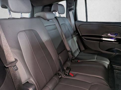 Certified 2025 Mercedes-Benz GLB 250 image 21