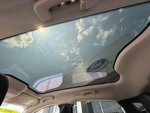 Used 2023 Ford Mustang Mach-E Premium image 17