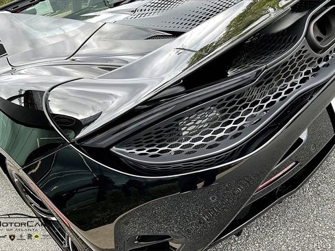 Used 2024 McLaren 750S Spider image 23