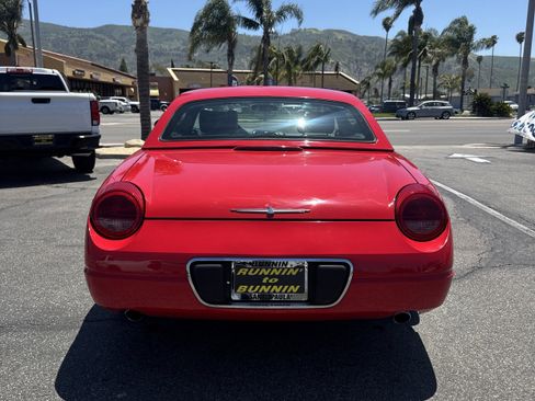 Used 2002 Ford Thunderbird RWD image 2