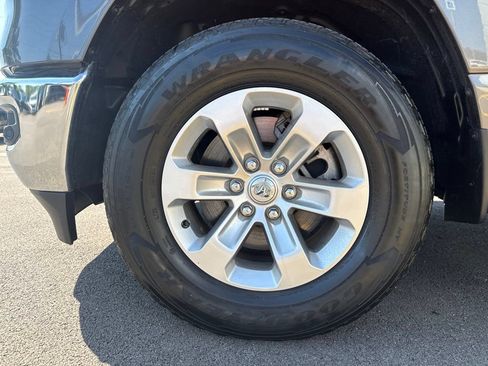Used 2023 RAM 1500 Laramie AWD/4WD image 11