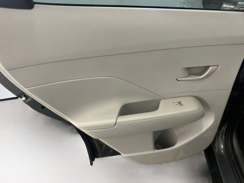 Used 2025 Hyundai Kona SEL AWD/4WD image 27