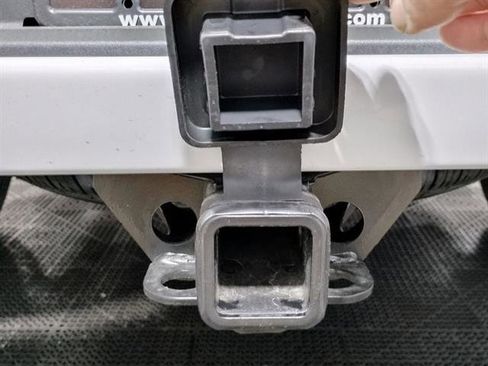 New 2025 GMC Sierra 1500 Elevation image 36