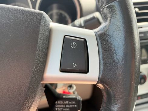 Used 2010 Dodge Nitro SXT AWD/4WD image 21