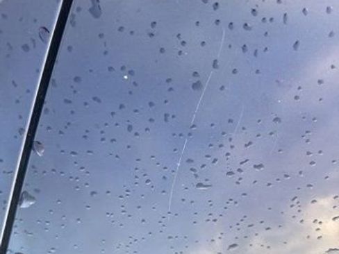 Used 2022 Toyota Corolla LE image 8