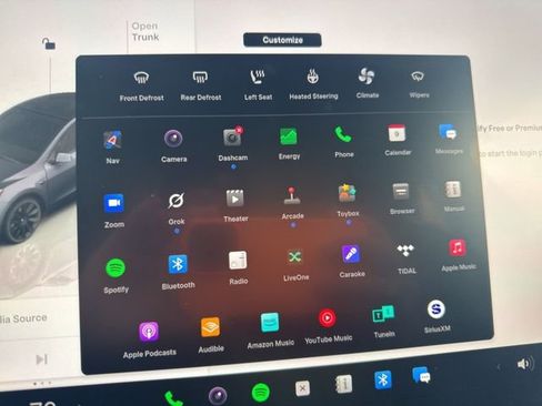 Used 2023 Tesla Model Y Long Range image 26