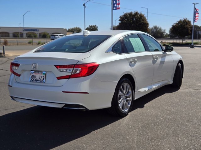Certified 2018 Honda Accord LX image 4