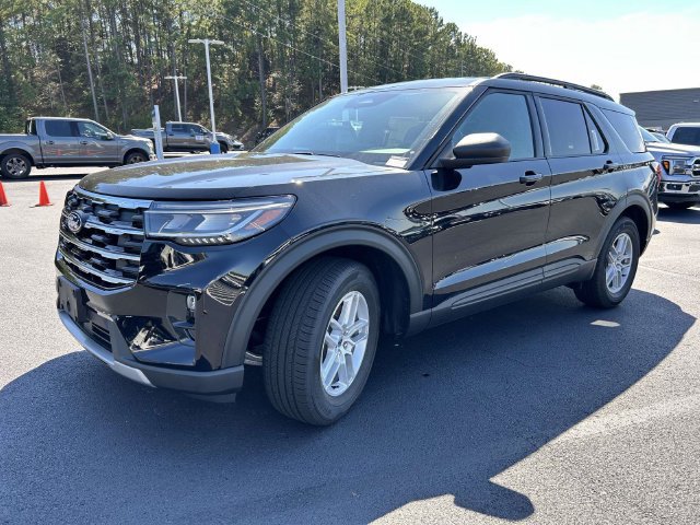 New 2027 Ford Explorer Active w/ Active Comfort Package RWD image 11