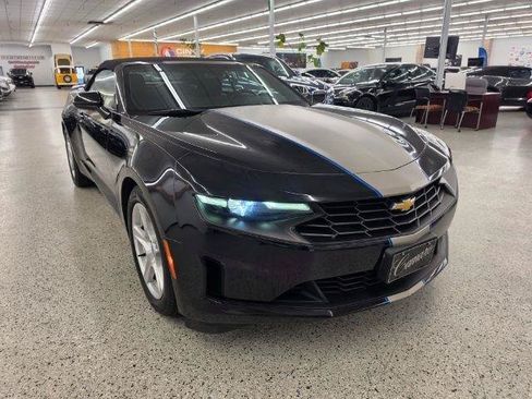 Used 2021 Chevrolet Camaro LT RWD image 4