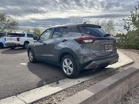Used 2024 Nissan Kicks S image 5