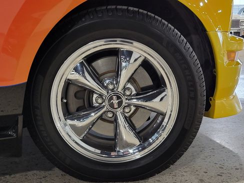 Used 2006 Ford Mustang GT RWD image 28
