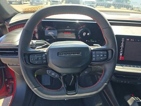 Used 2024 Dodge Charger Daytona R/T w/ Plus Group AWD/4WD image 13
