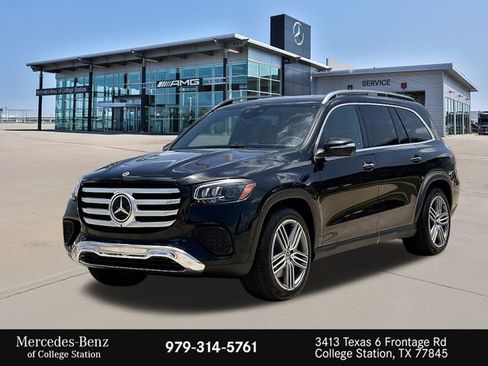 Certified 2025 Mercedes-Benz GLS 450 4MATIC image 5