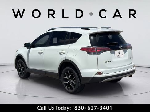Used 2018 Toyota RAV4 SE w/ Power Extra Value Package FWD image 10