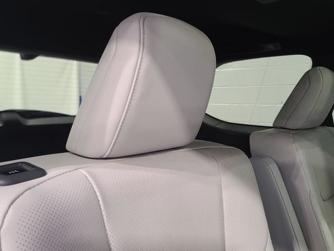 Used 2026 Lexus TX 350 AWD w/ Technology Package image 40