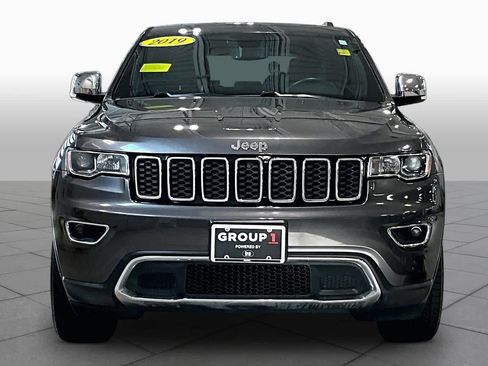 Used 2019 Jeep Grand Cherokee Limited AWD/4WD image 4