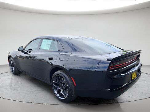 New 2026 Dodge Charger R/T AWD/4WD image 4
