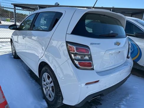 Used 2020 Chevrolet Sonic LT image 4