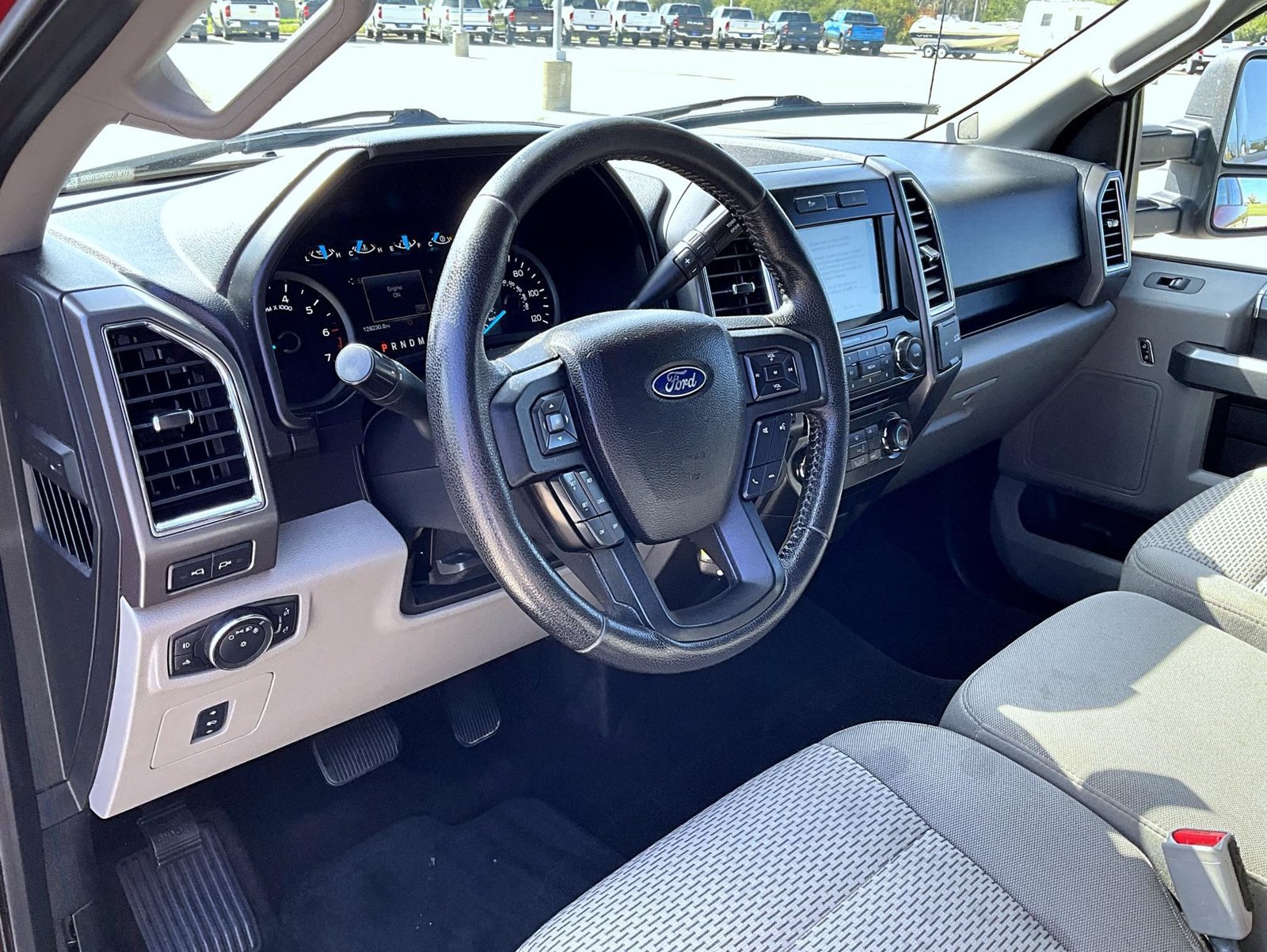 Used 2016 Ford F150 XLT w/ Equipment Group 302A Luxury AWD/4WD image 11