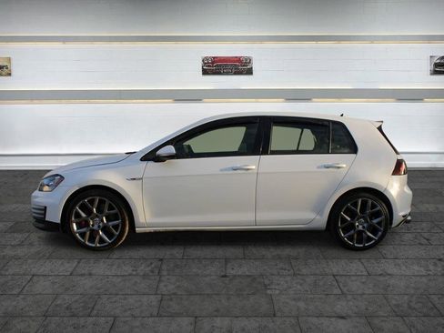 Used 2017 Volkswagen GTI SE FWD image 4