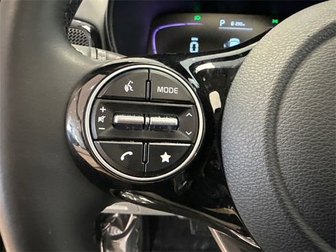 Used 2023 Kia Soul EX image 21