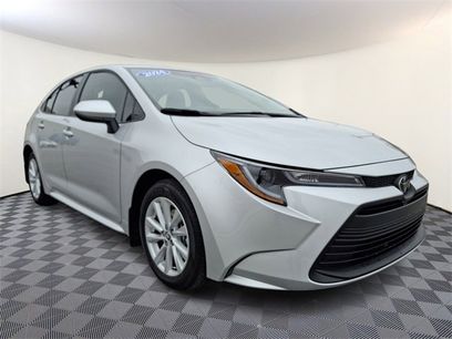 Used 2024 Toyota Corolla LE w/ LE Convenience Package