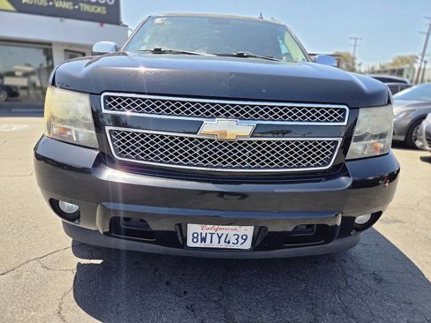 Used 2011 Chevrolet Tahoe LTZ RWD image 34