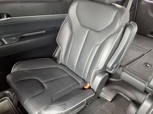 Used 2024 Hyundai Palisade XRT FWD image 16