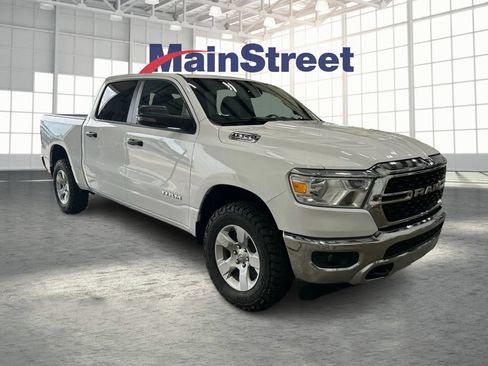 Used 2024 RAM 1500 Big Horn AWD/4WD image 7