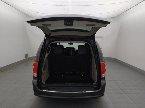 Used 2017 Dodge Grand Caravan SXT image 29