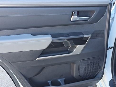 Used 2023 Toyota Sequoia Limited image 16