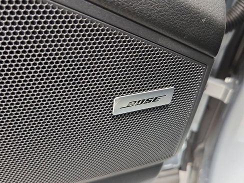 Used 2025 Porsche Cayenne image 25