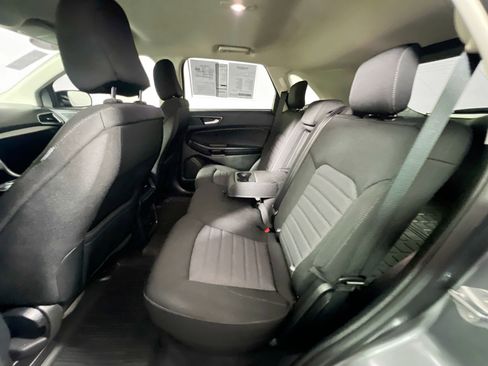 Used 2024 Ford Edge SE w/ Black Appearance Package image 29