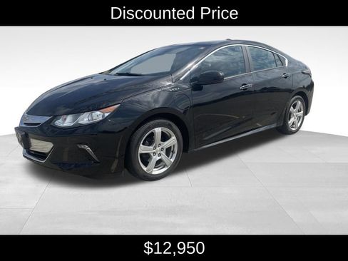 Used 2017 Chevrolet Volt LT FWD image 3