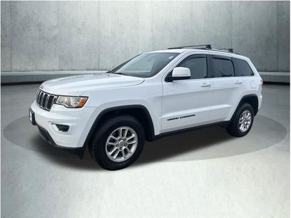 Used 2018 Jeep Grand Cherokee Laredo