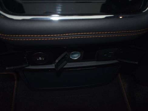 Used 2024 Lincoln Navigator Black Label image 21