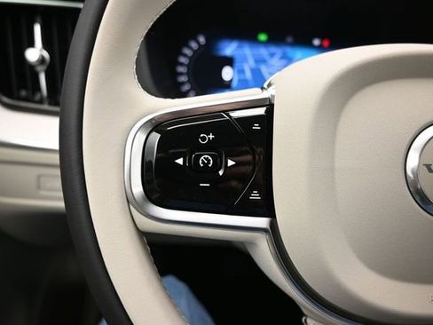 New 2026 Volvo XC60 B5 Ultra w/ Protection Package Premier AWD/4WD image 27